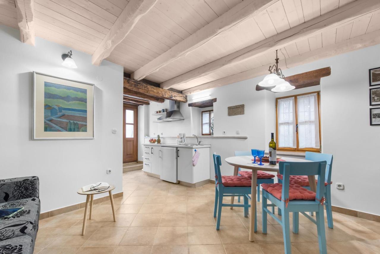 Picturesque Apartment San Rocco 1 Pićan Kültér fotó
