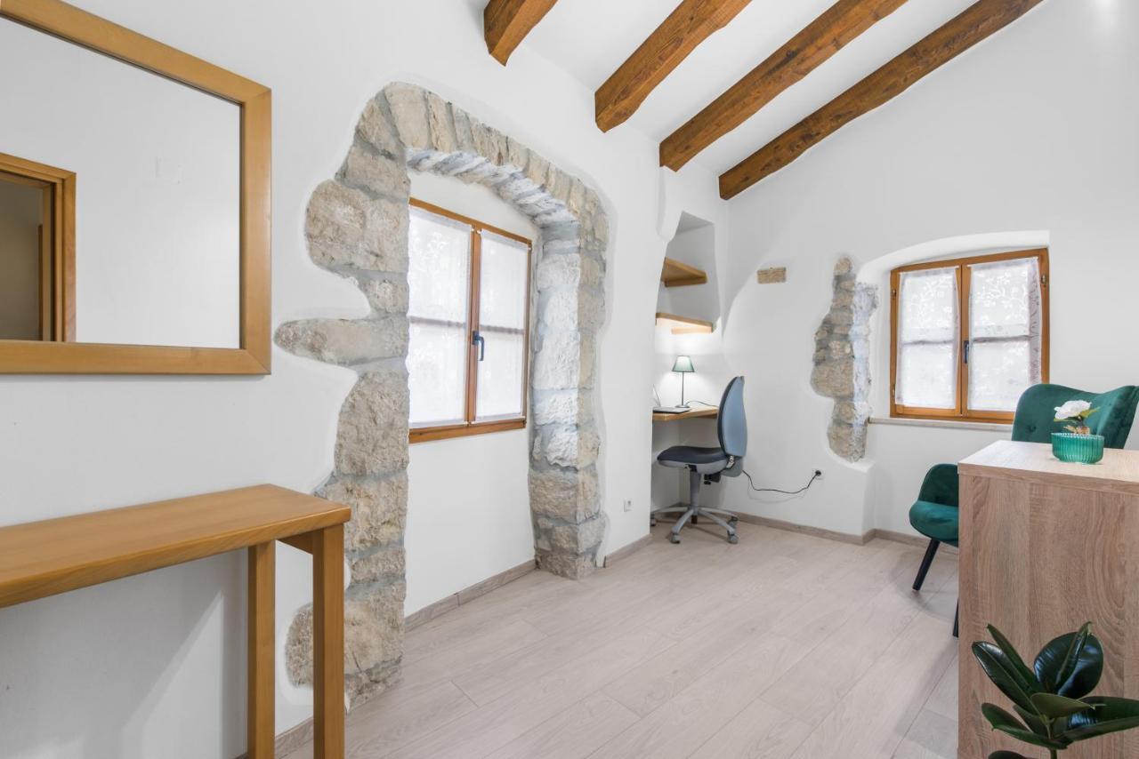Picturesque Apartment San Rocco 1 Pićan Kültér fotó